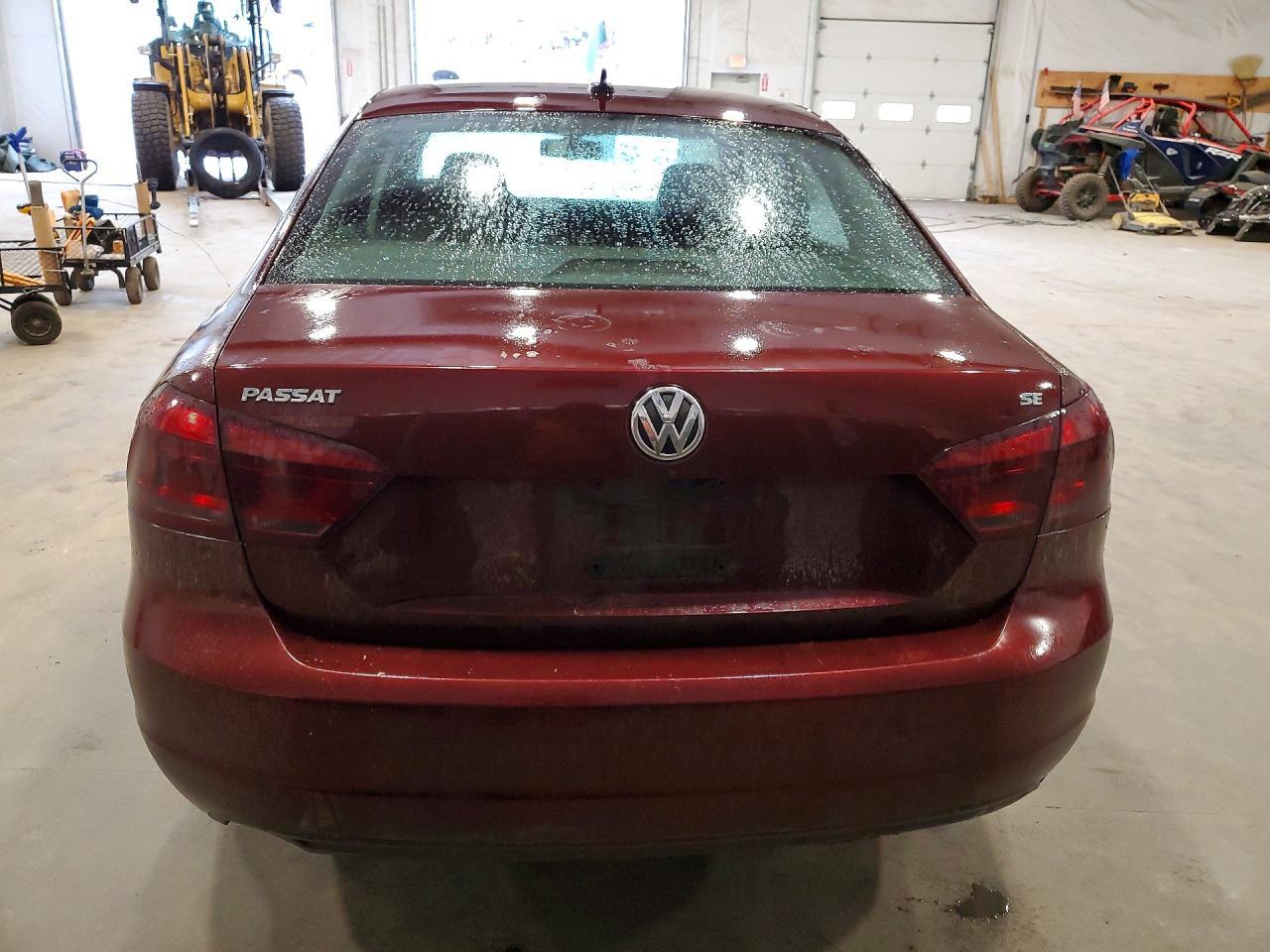 2012 VOLKSWAGEN PASSAT — Фото 6 из 12