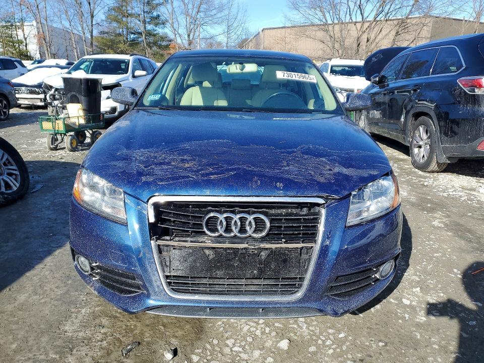 2012 AUDI A3 PREMIUM — Фото 5 из 12
