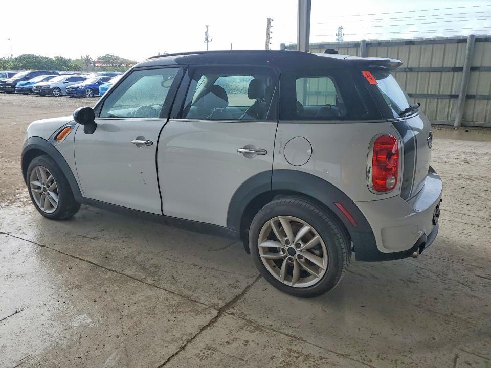 2012 MINI COOPER S COUNTRYMAN — Фото 2 из 12