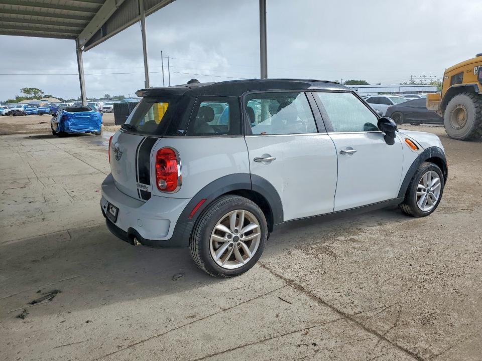 2012 MINI COOPER S COUNTRYMAN — Фото 3 из 12