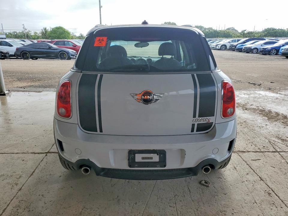 2012 MINI COOPER S COUNTRYMAN — Фото 6 из 12