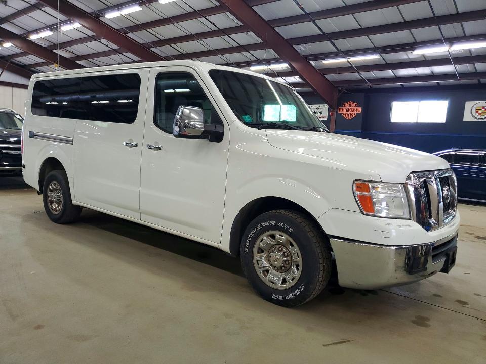 2012 NISSAN NV 3500 HD S — Фото 4 из 13