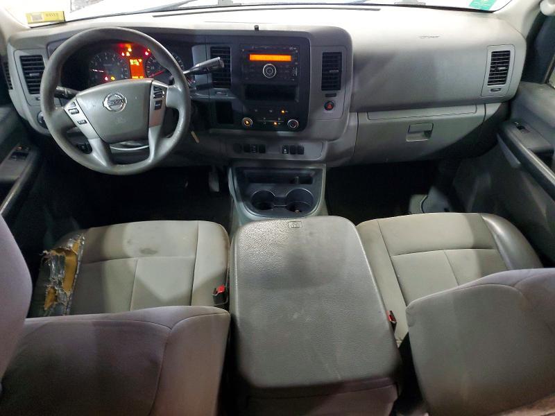 2012 NISSAN NV 3500 HD S — Фото 8 из 13