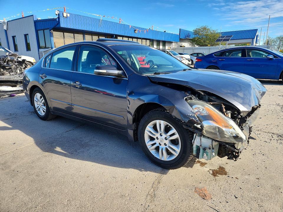 2012 NISSAN ALTIMA 2.5 — Фото 4 из 12