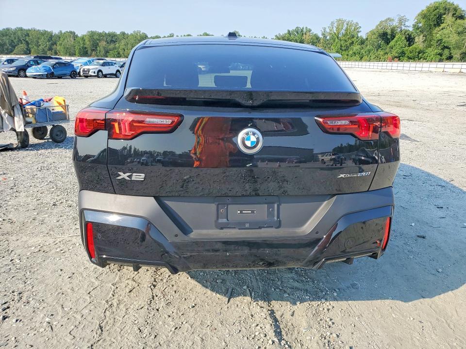 2026 BMW X2 XDRIVE28I — Фото 6 из 13