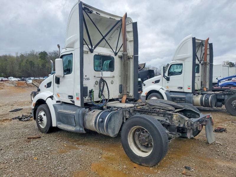 2017 PETERBILT 579 SEMI TRUCK — Фото 3 из 10