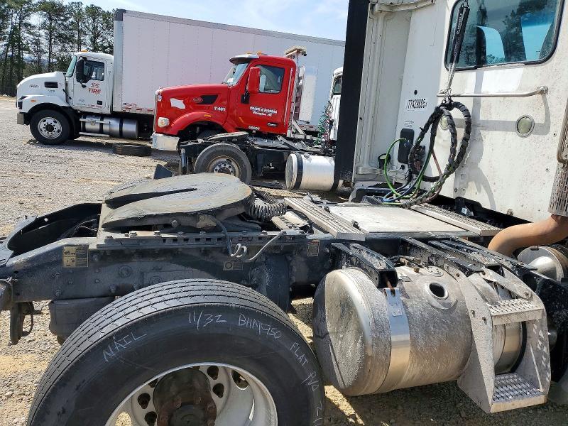 2017 PETERBILT 579 SEMI TRUCK — Фото 6 из 10