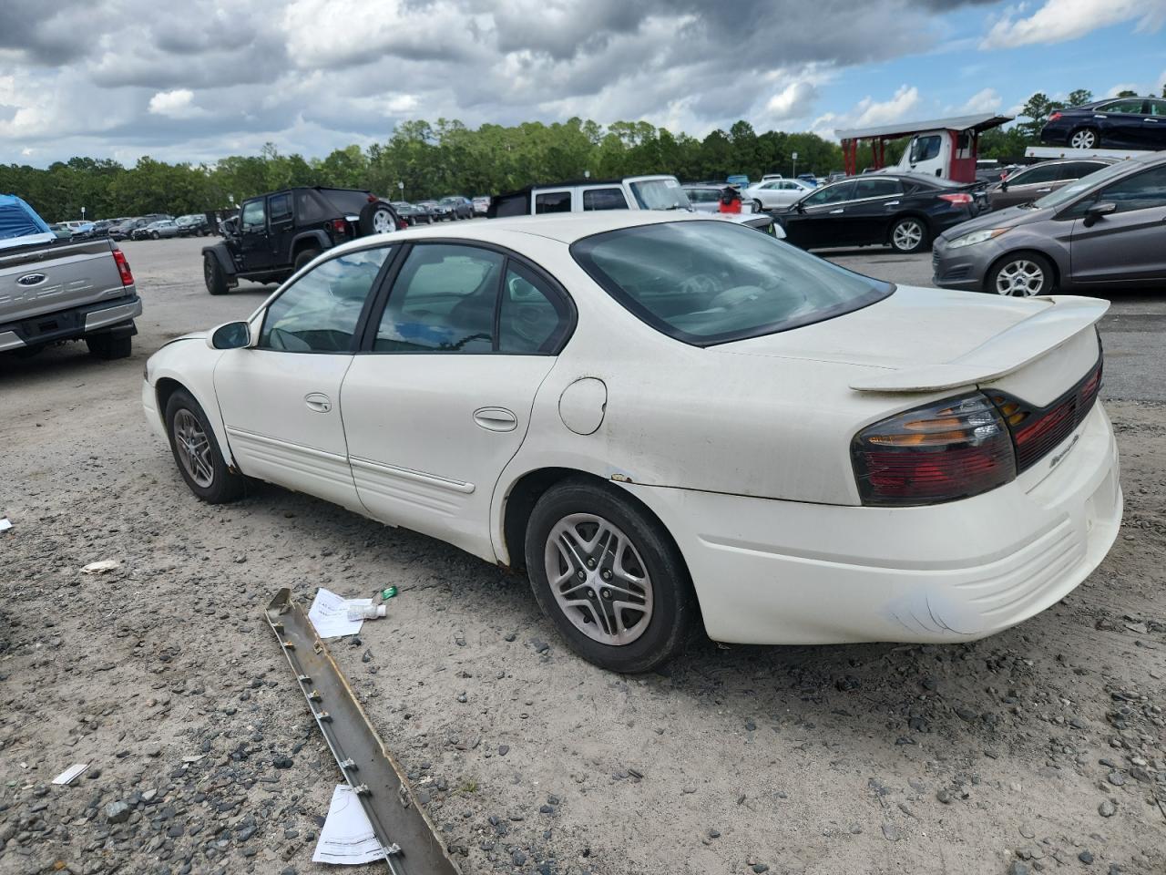 2003 PONTIAC BONNEVILLE SE — Фото 2 из 12