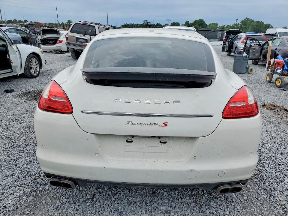 2010 PORSCHE PANAMERA S — Фото 6 из 13