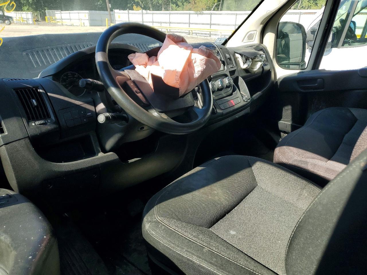 2021 RAM PROMASTER 2500 2500 HIGH — Фото 8 из 14