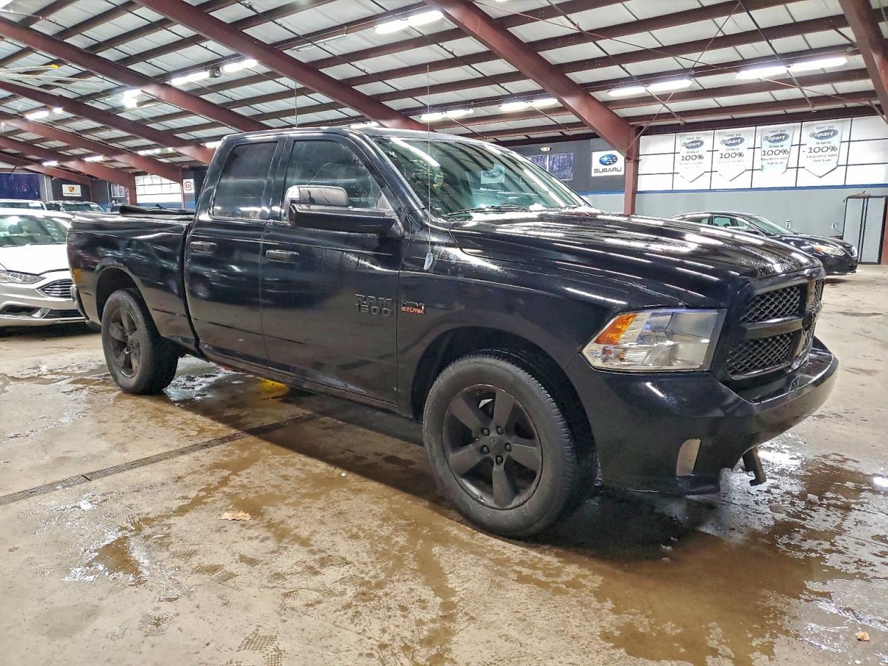 2013 RAM 1500 ST — Фото 4 из 12