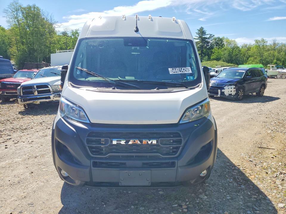 2025 RAM PROMASTER 3500 CARGO — Фото 5 из 13