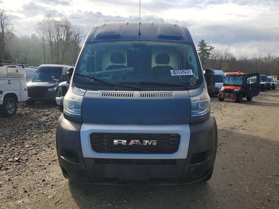 2020 RAM PROMASTER 3500 CARGO — Фото 5 из 13