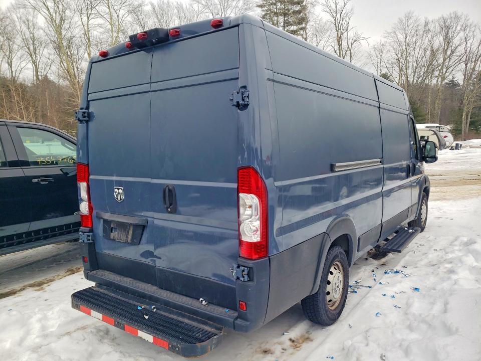 2020 RAM PROMASTER 3500 CARGO — Фото 3 из 13