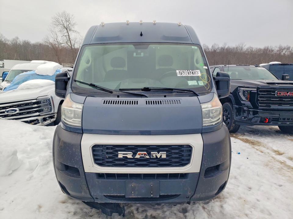 2020 RAM PROMASTER 3500 CARGO — Фото 5 из 13