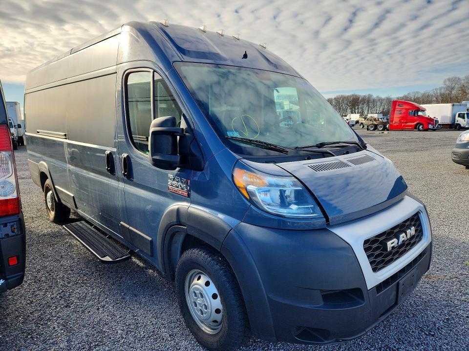 2020 RAM PROMASTER 3500 — Фото 4 из 13
