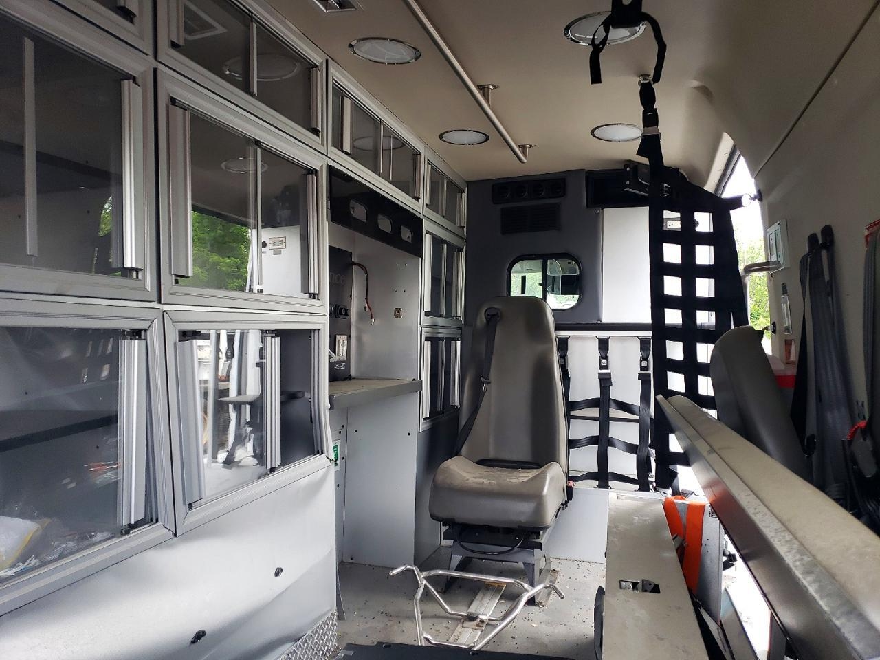 2023 RAM PROMASTER  2500 HIGH AMBULANCE — Фото 10 из 13