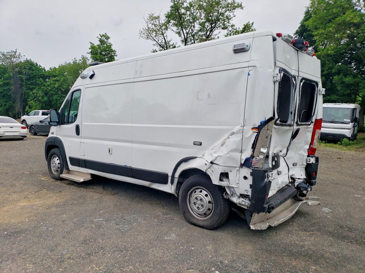 2023 RAM PROMASTER  2500 HIGH AMBULANCE — Фото 2 из 13