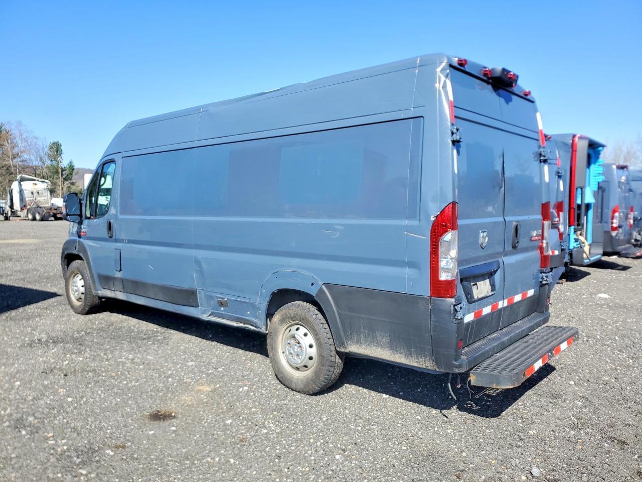 2020 RAM PROMASTER 3500 CARGO — Фото 2 из 13