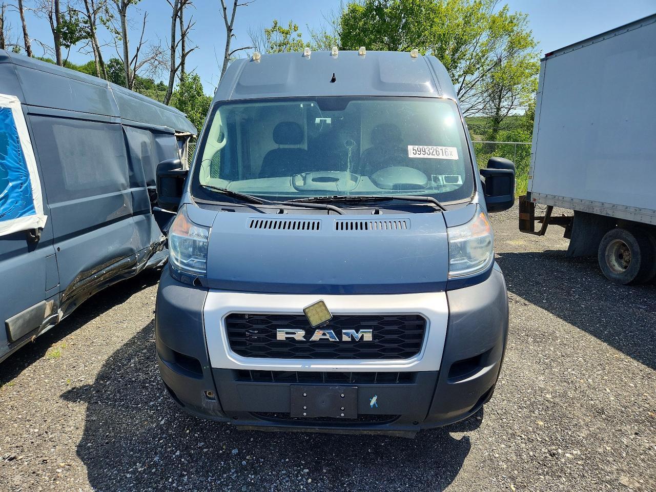 2020 RAM PROMASTER 3500 CARGO — Фото 5 из 13