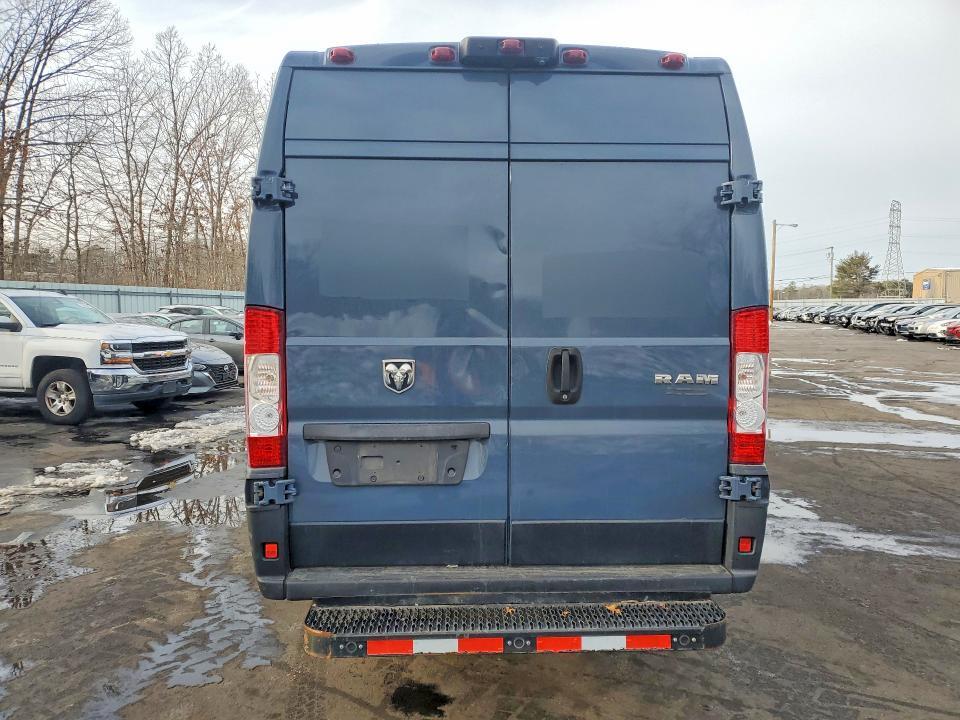 2020 RAM PROMASTER 3500 — Фото 6 из 13