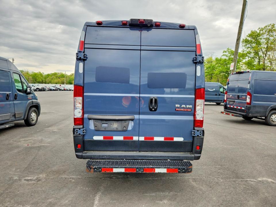2020 RAM PROMASTER 3500 — Фото 6 из 13