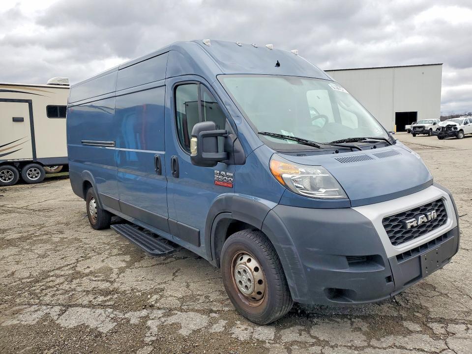 2020 RAM PROMASTER 3500 — Фото 4 из 13
