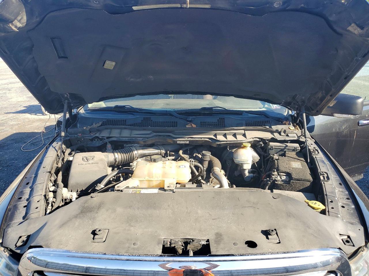 2015 RAM 1500 SLT — Фото 11 из 13
