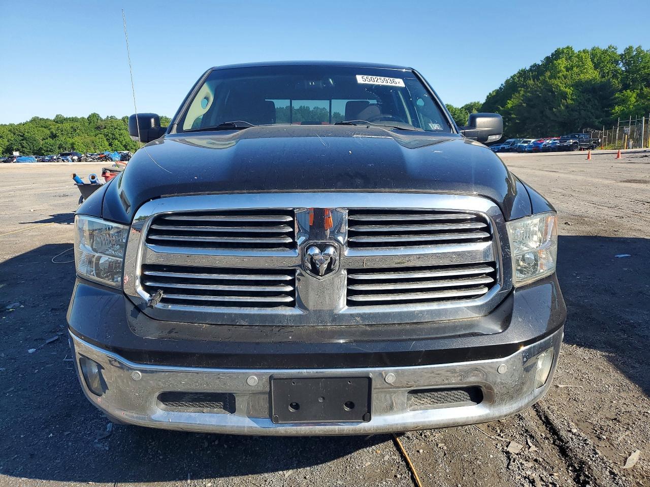 2015 RAM 1500 SLT — Фото 5 из 13