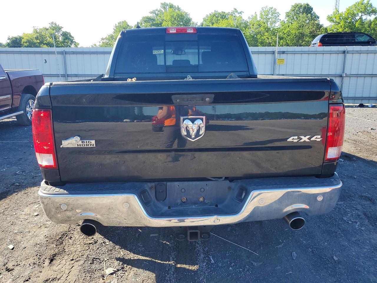 2015 RAM 1500 SLT — Фото 6 из 13