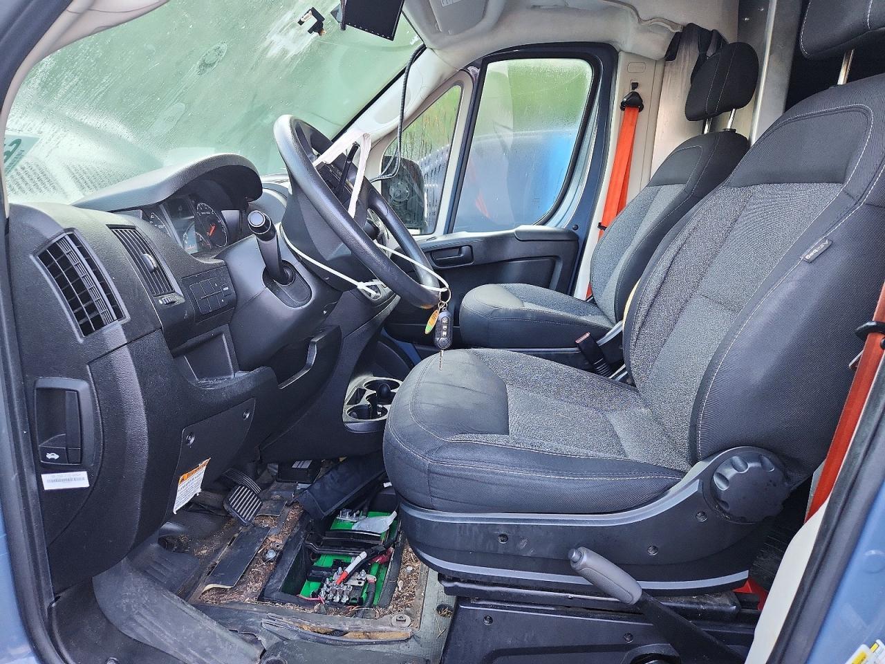 2020 RAM PROMASTER 3500 DELIVERY VAN — Фото 7 из 13