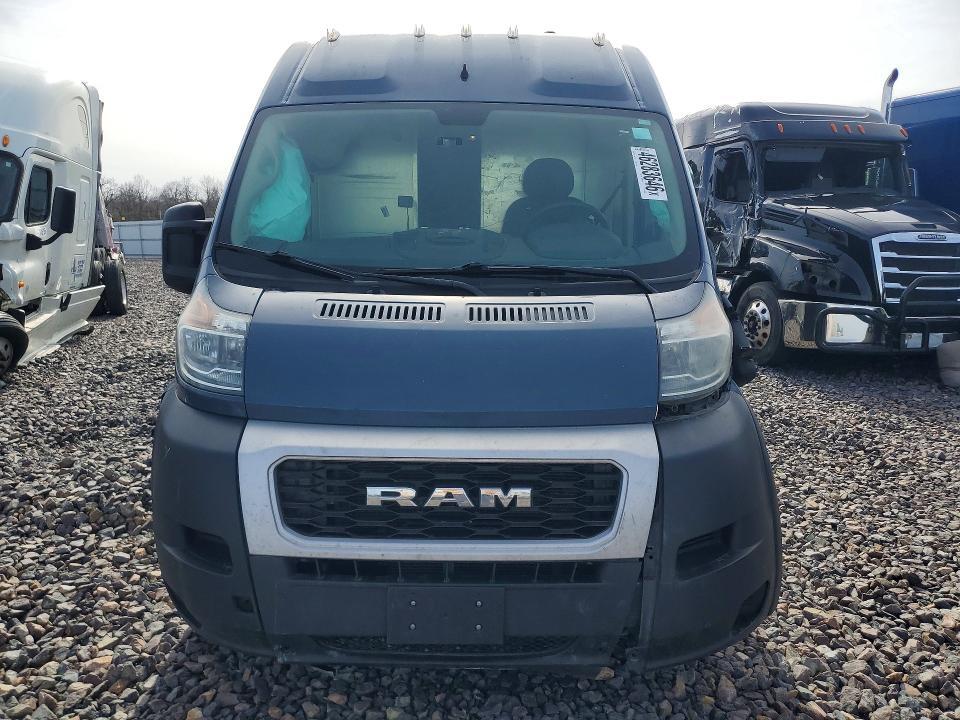 2019 RAM PROMASTER 3500 DELIVERY VAN — Фото 5 из 12