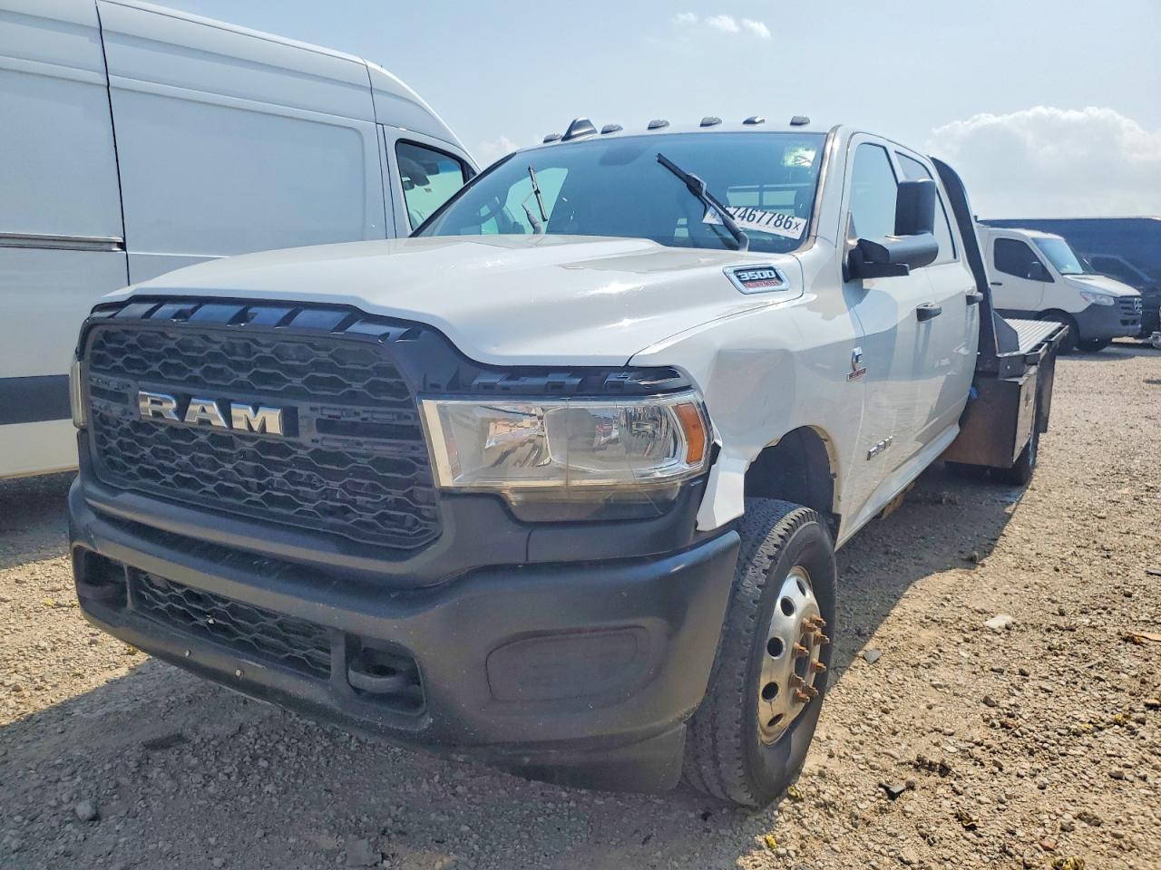 2021 RAM 3500 — Фото 2 из 11