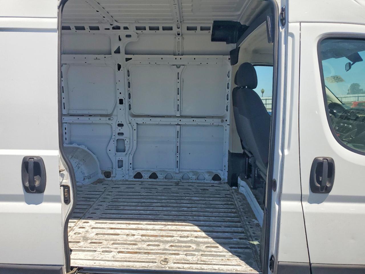 2020 RAM PROMASTER 1500 CARGO — Фото 11 из 13