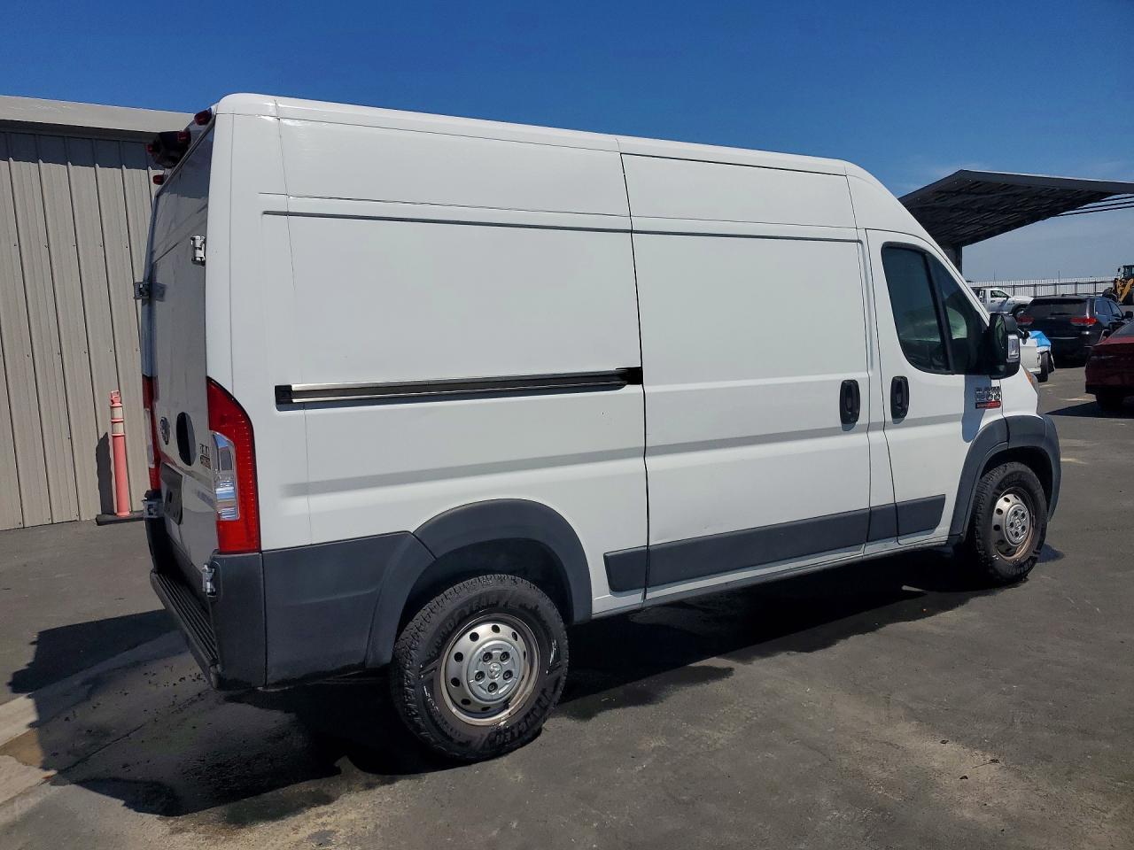 2020 RAM PROMASTER 1500 CARGO — Фото 3 из 13