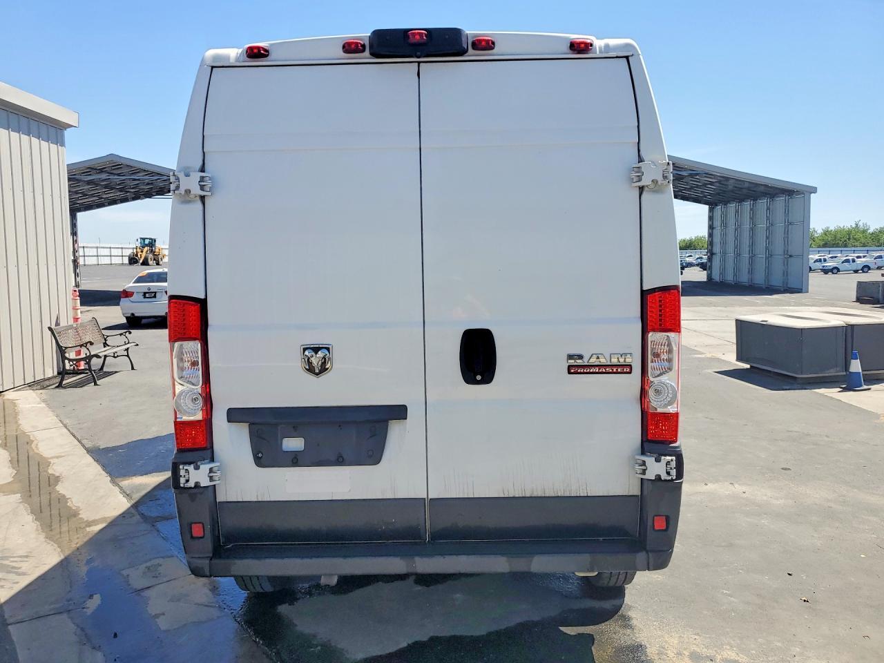 2020 RAM PROMASTER 1500 CARGO — Фото 6 из 13