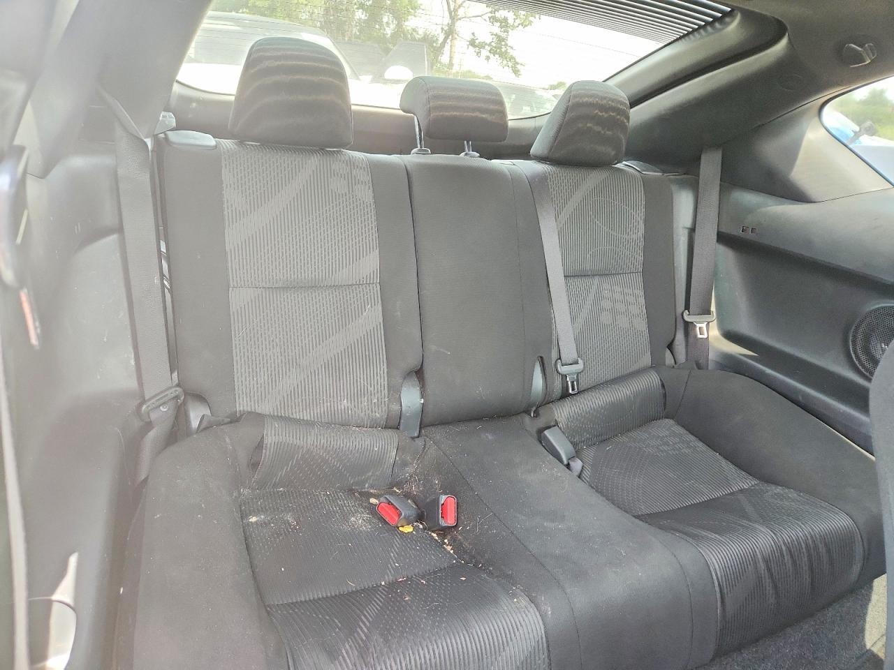 2011 SCION TC BASE — Фото 10 из 12