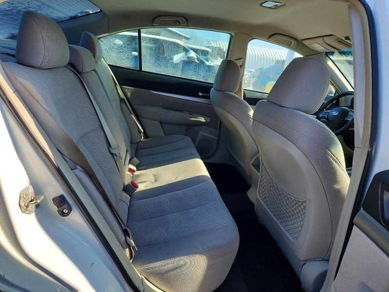 2014 SUBARU LEGACY 2.5I — Фото 10 из 12