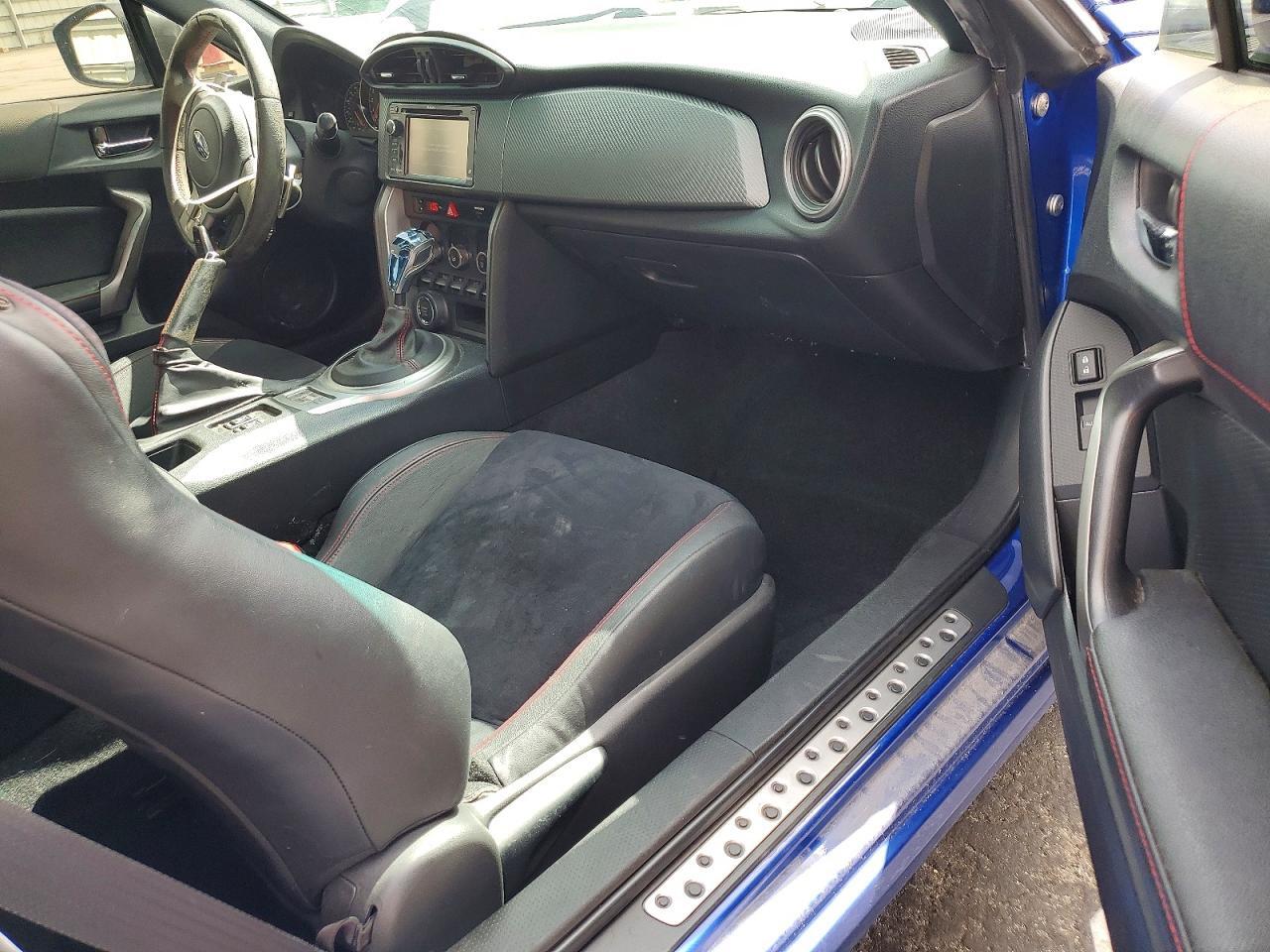 2015 SUBARU BRZ 2.0 LIMITED — Фото 8 из 12