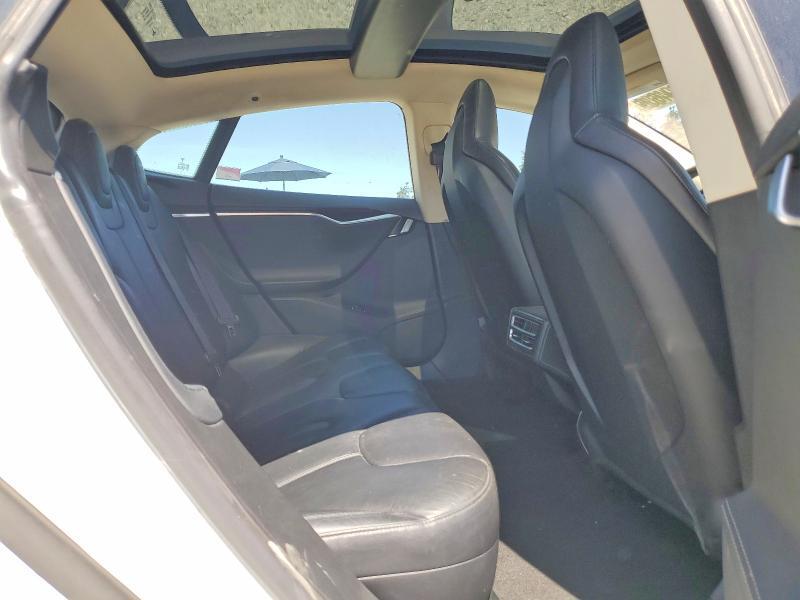 2014 TESLA MODEL S — Фото 11 из 13