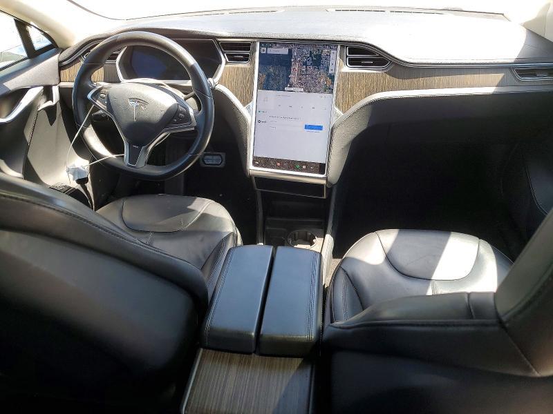 2014 TESLA MODEL S — Фото 8 из 13
