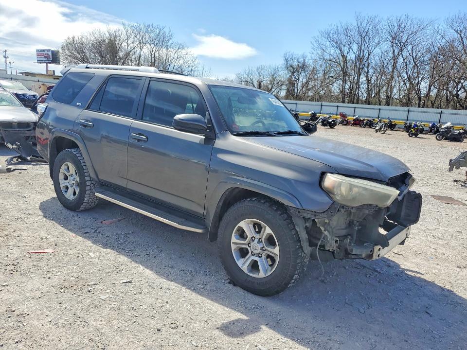 2015 TOYOTA 4RUNNER — Фото 4 из 14