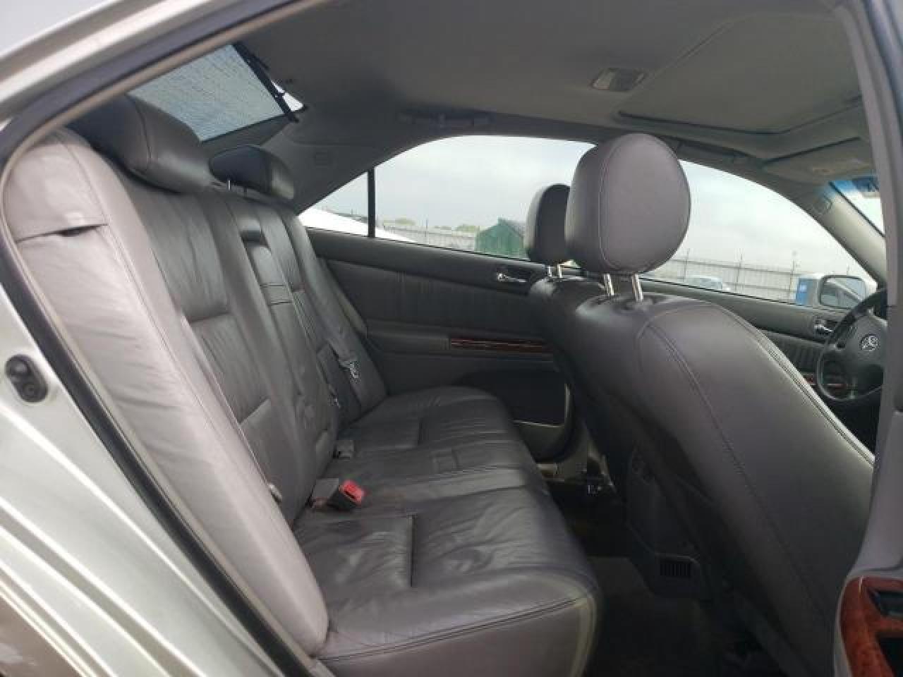 2002 TOYOTA CAMRY LE — Фото 10 из 12