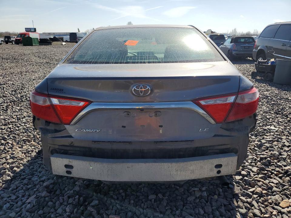 2015 TOYOTA CAMRY LE — Фото 6 из 12