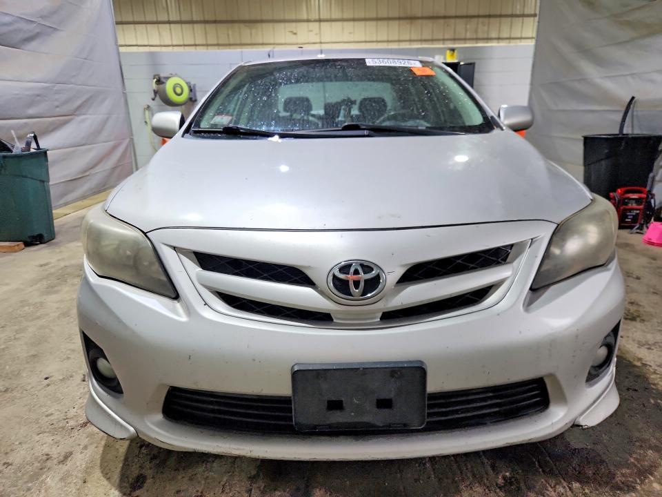 2011 TOYOTA COROLLA S — Фото 5 из 12