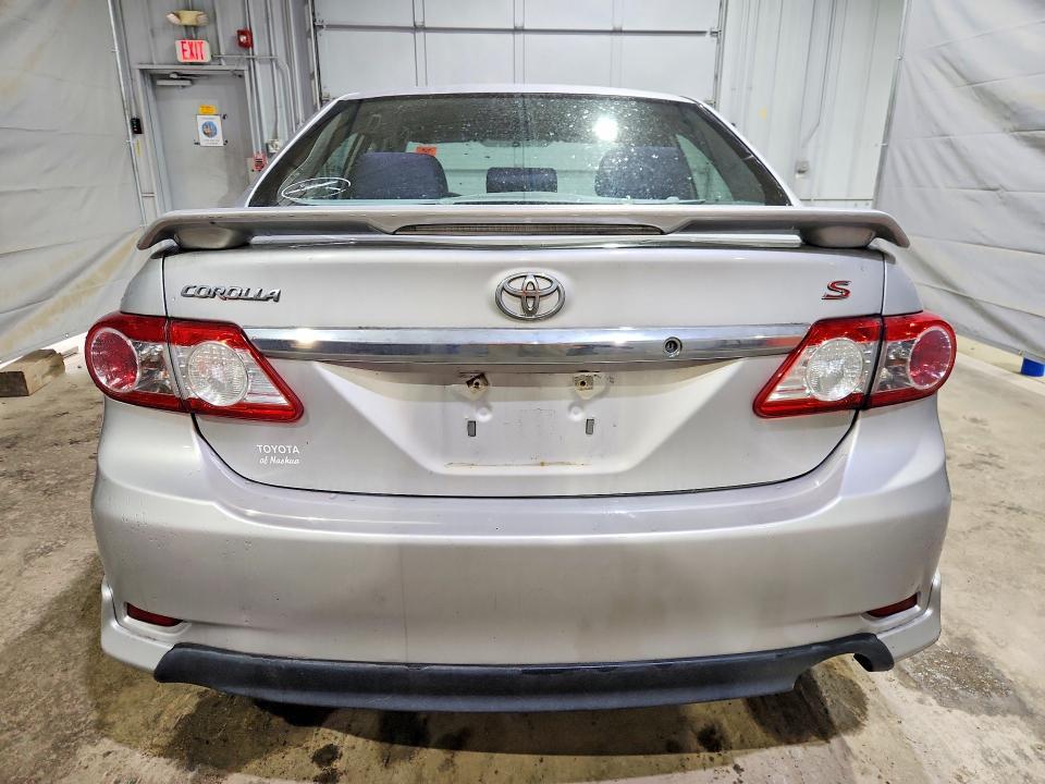2011 TOYOTA COROLLA S — Фото 6 из 12