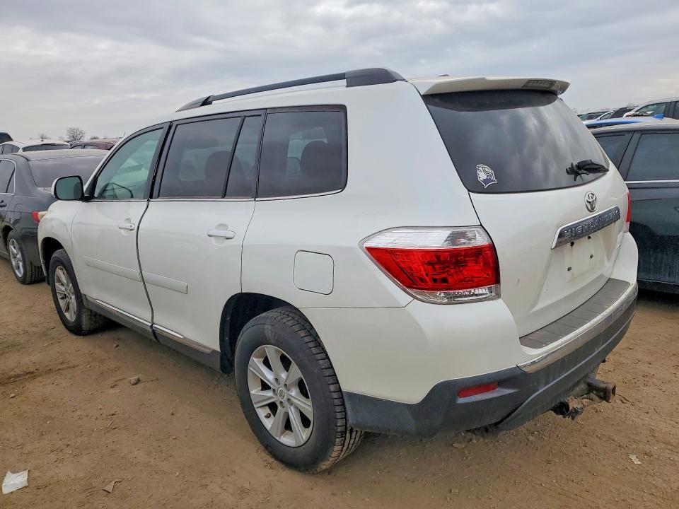 2012 TOYOTA HIGHLANDER SE — Фото 2 из 12