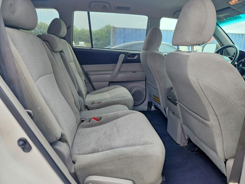 2011 TOYOTA HIGHLANDER BASE — Фото 11 из 13