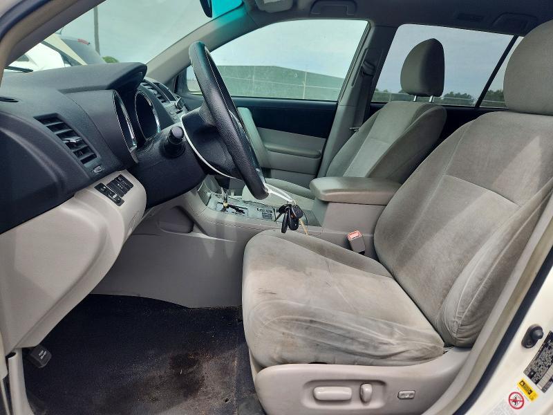 2011 TOYOTA HIGHLANDER BASE — Фото 7 из 13