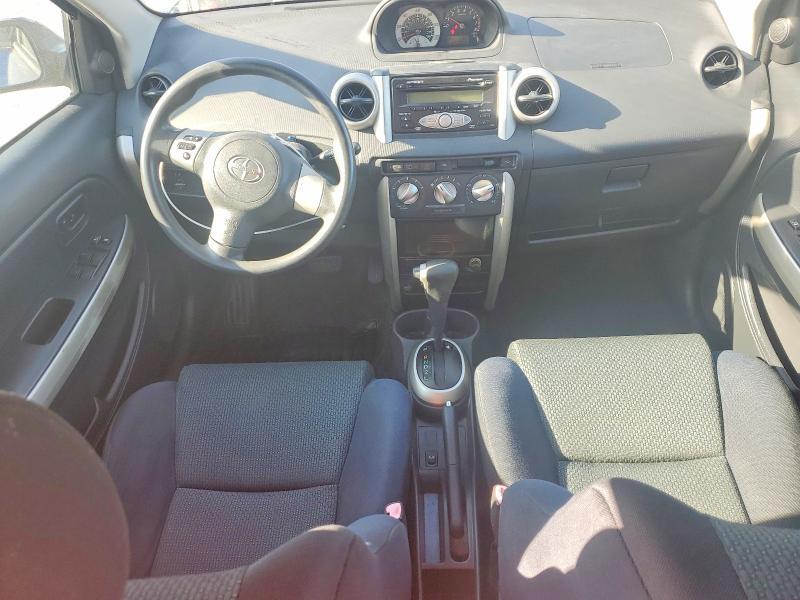 2006 TOYOTA SCION — Фото 8 из 12